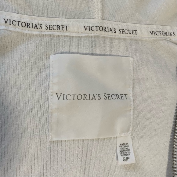 victoria’s secret zip-up - Picture 2 of 3